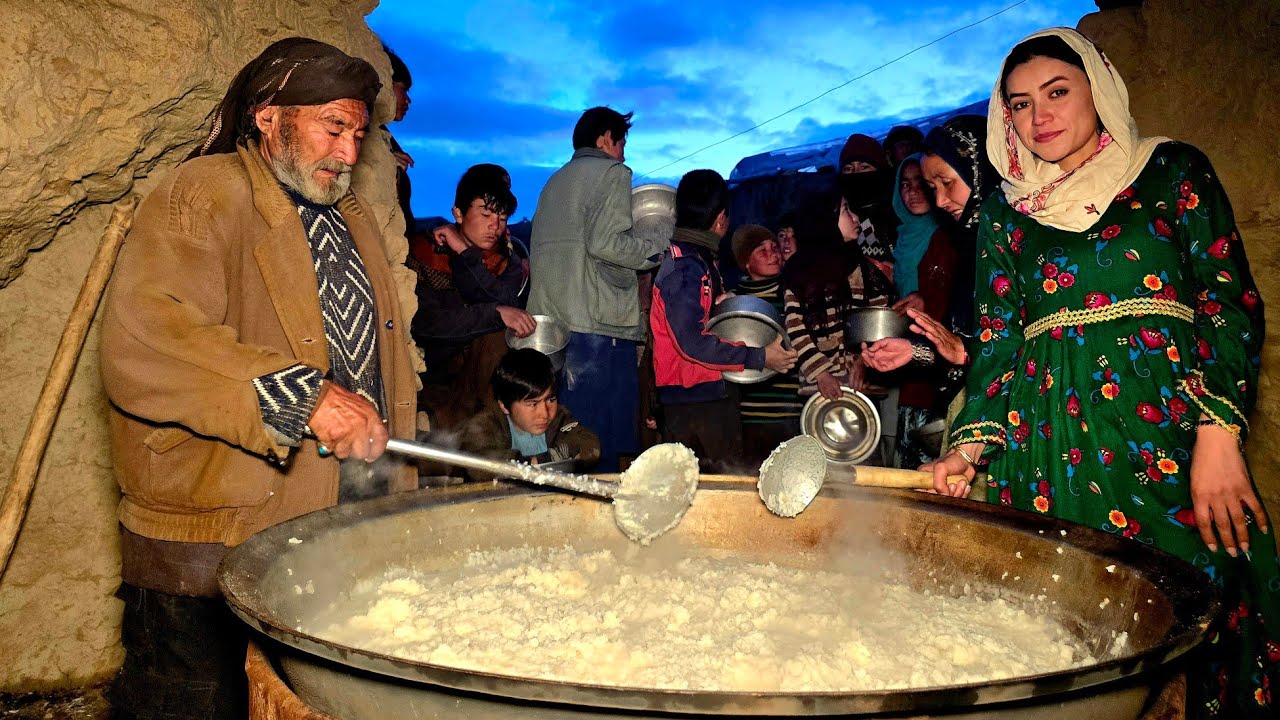 Mass Cooking food for cave dwellers| Shir berenj is a traditional food of Afghans