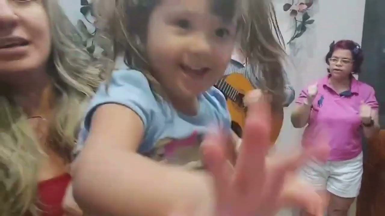 JESUS CRISTO ESTÁ PASSANDO   ALEGRIA CRISTÃ