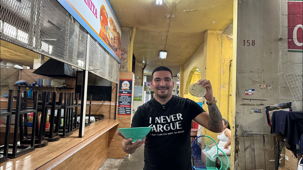 SEÑORA ME RETA A PROBAR SU SOPA EN EL MERCADO CENTRAL
