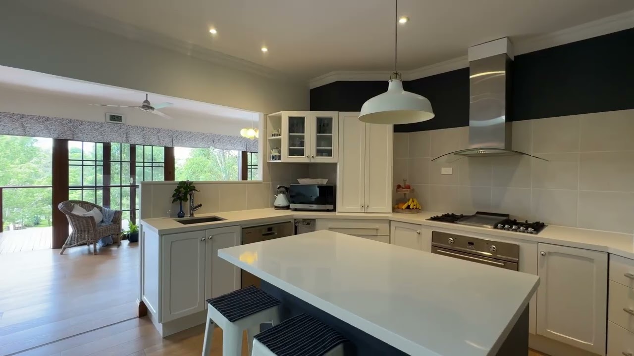 44 Saint George Crescent, Sandy Point | Proudly Presented by Robert Devine and Matthew Sotto