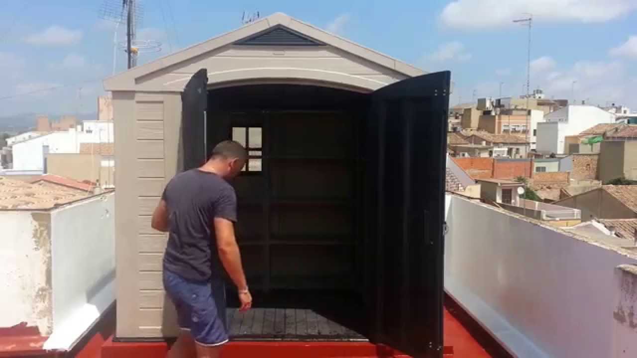 MONTAJE DE CASETA TRASTERO DE RESINA EN LA TERRAZA