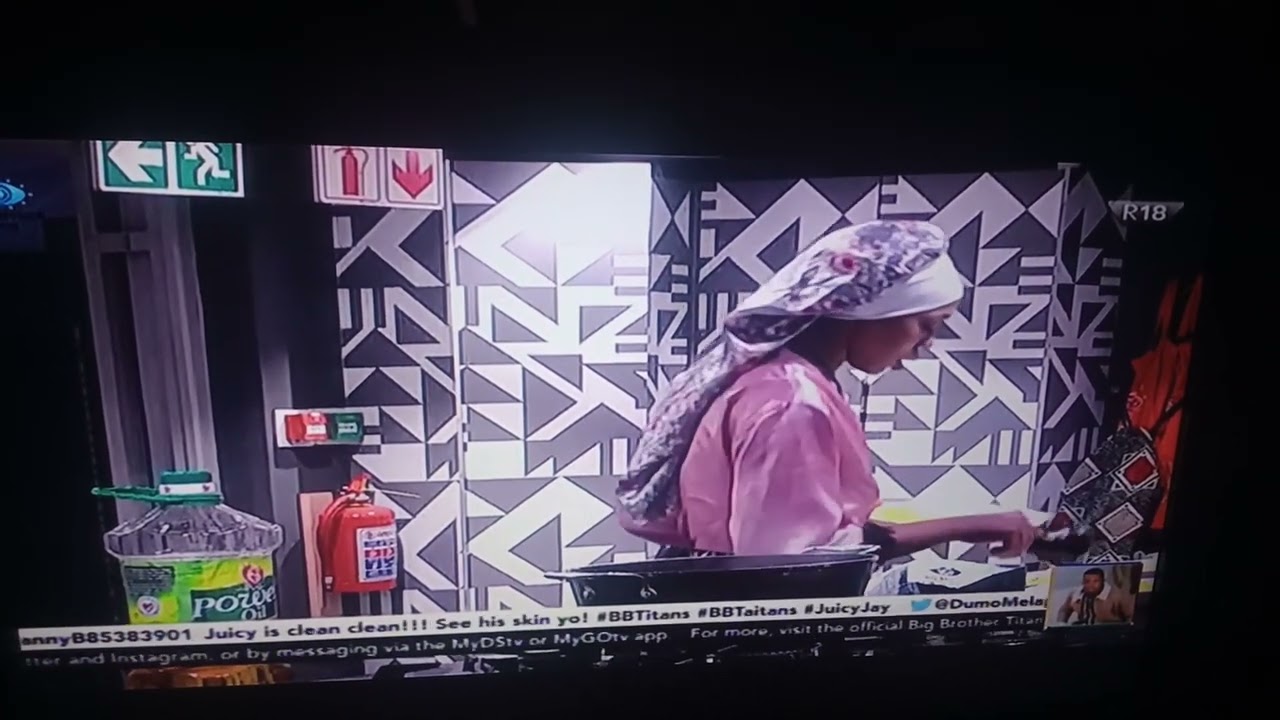 last romantic kitchen moments between Yemi and Khosi before he was evicted #anitadaniel50 #youtube