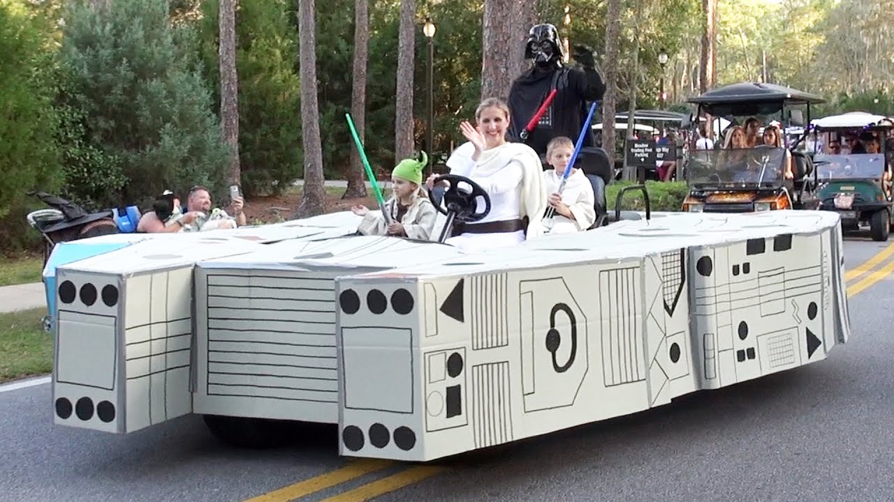 Disney's Fort Wilderness Halloween Golf Cart Parade 2015, Incl. Millenium Falcon, Monorail, Minion