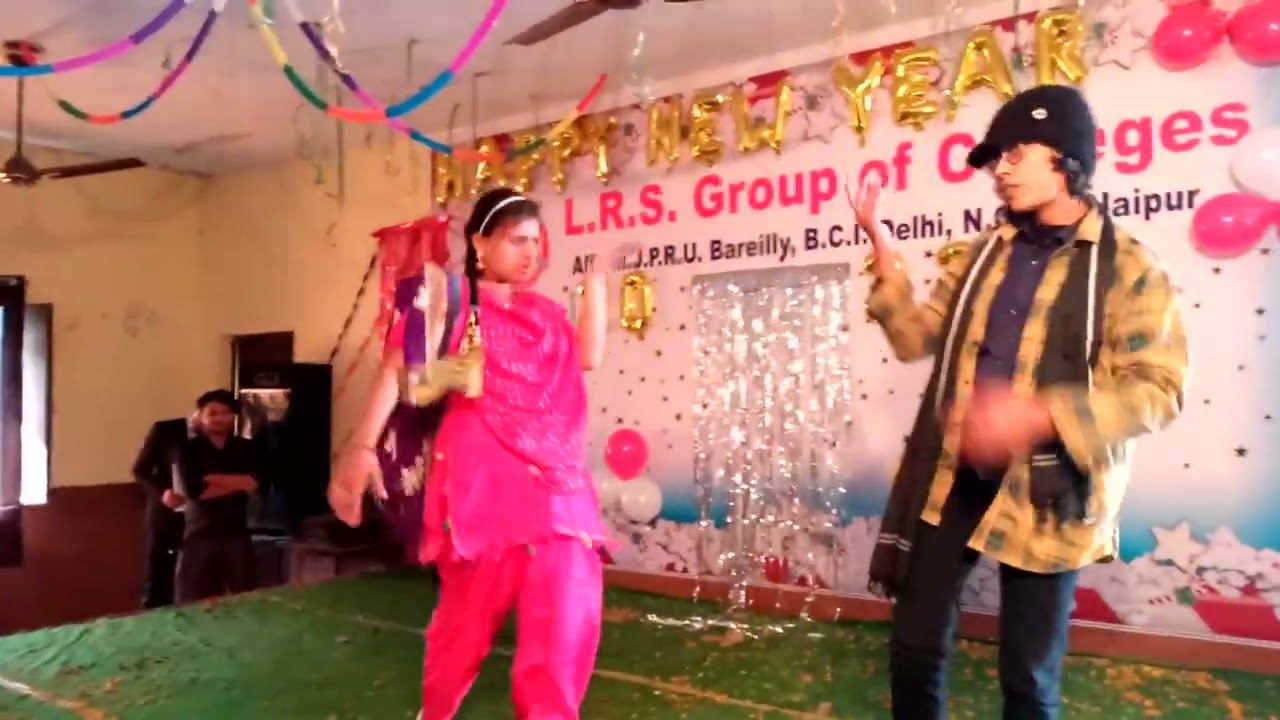 Dance choreography on Old Bollywood songs in LRS college of law Nagina #dance #choreography #mashup 