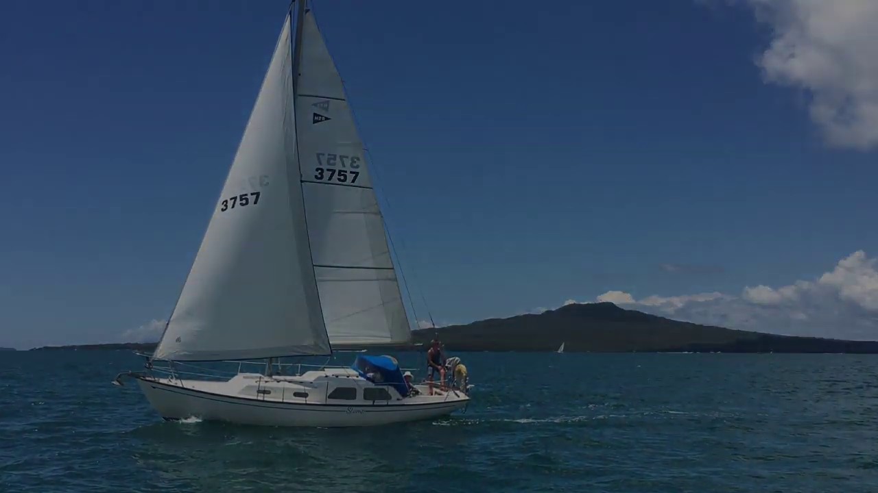1977 Herreshoff 28