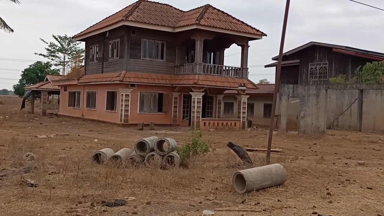 บ้านฮ้างลาวใต้🇱🇦น่าเสียดาย! บ้านร้างหลังดีๆ ไม่มีคนอยู่อาศัย ບ້ານຮ້າງລາວໃຕ້ໜ້າເສຍດາຍບໍ່ມີຄົນອາໄສຢູ່