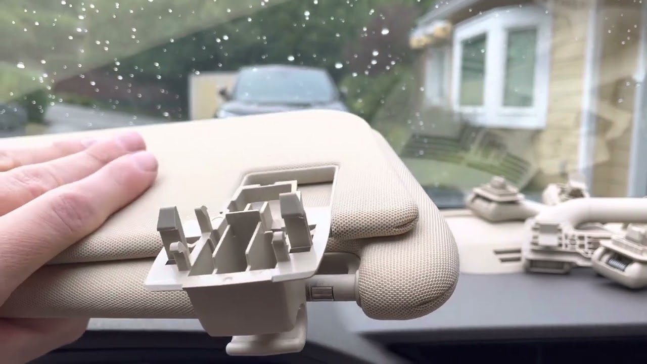 Mercedes e350 wagon w212 4matic headline removal tips