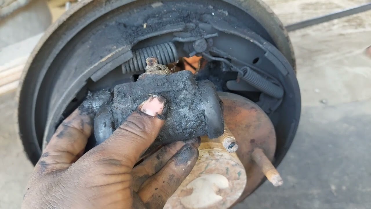 COMO CAMBIAR CILINDRO de RUEDA TRASERO PASO A PASO  (FORD F150) || MECANICA FACIL