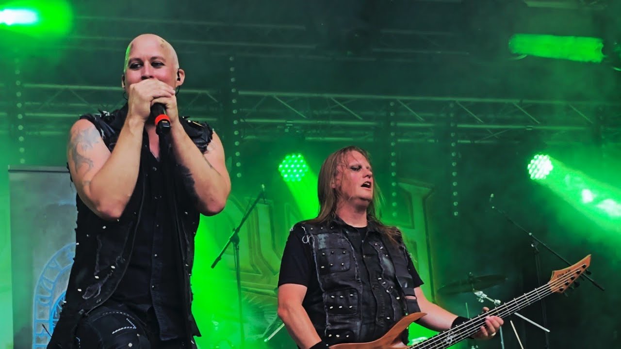 Bloodbound - live - Creatures of the Dark Realm - Wolfweez 