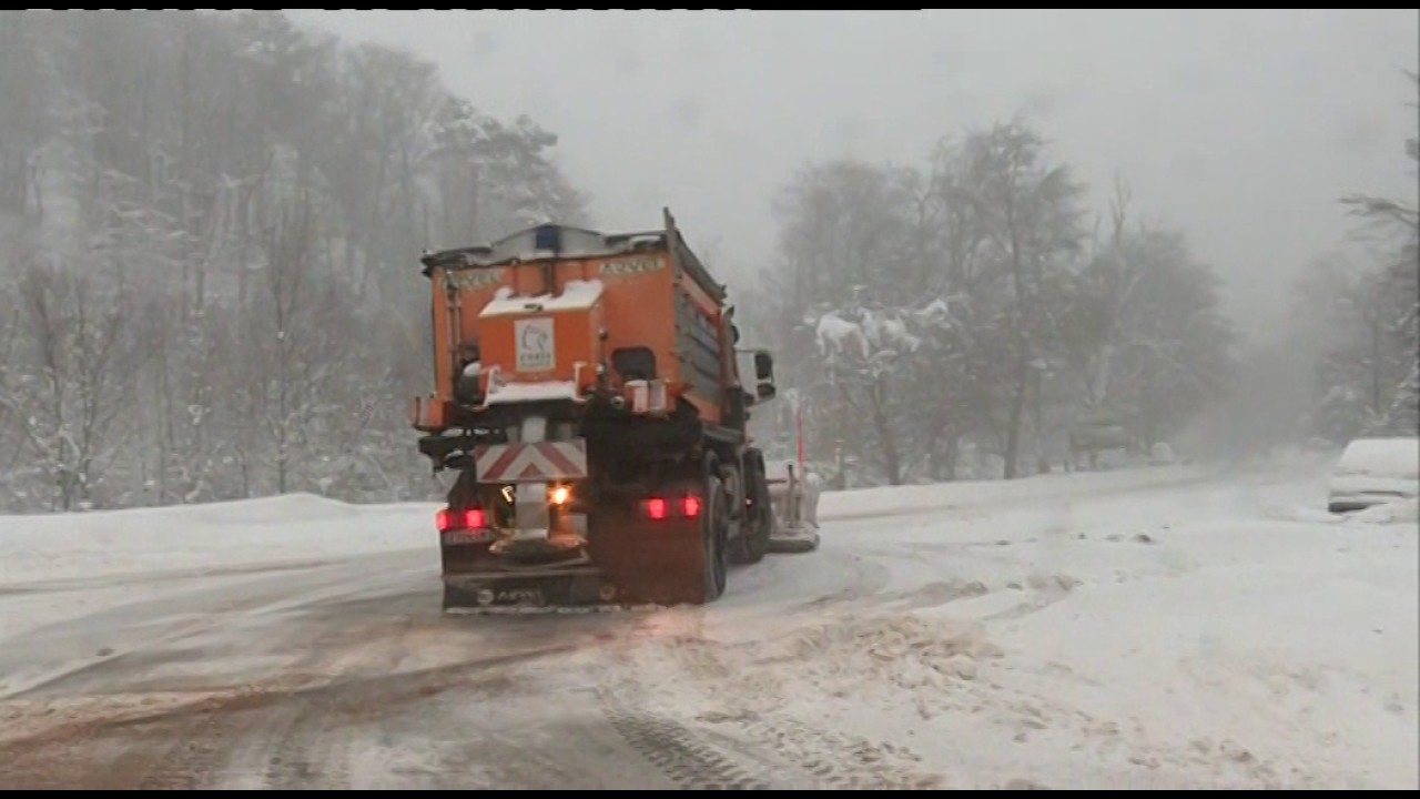 Col de Vizzavona : opération déneigement!