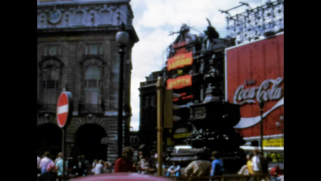 Rare London  1972  Archive Footage: Vintage Tour of Trafalgar Square, Big Ben & More 🕰️