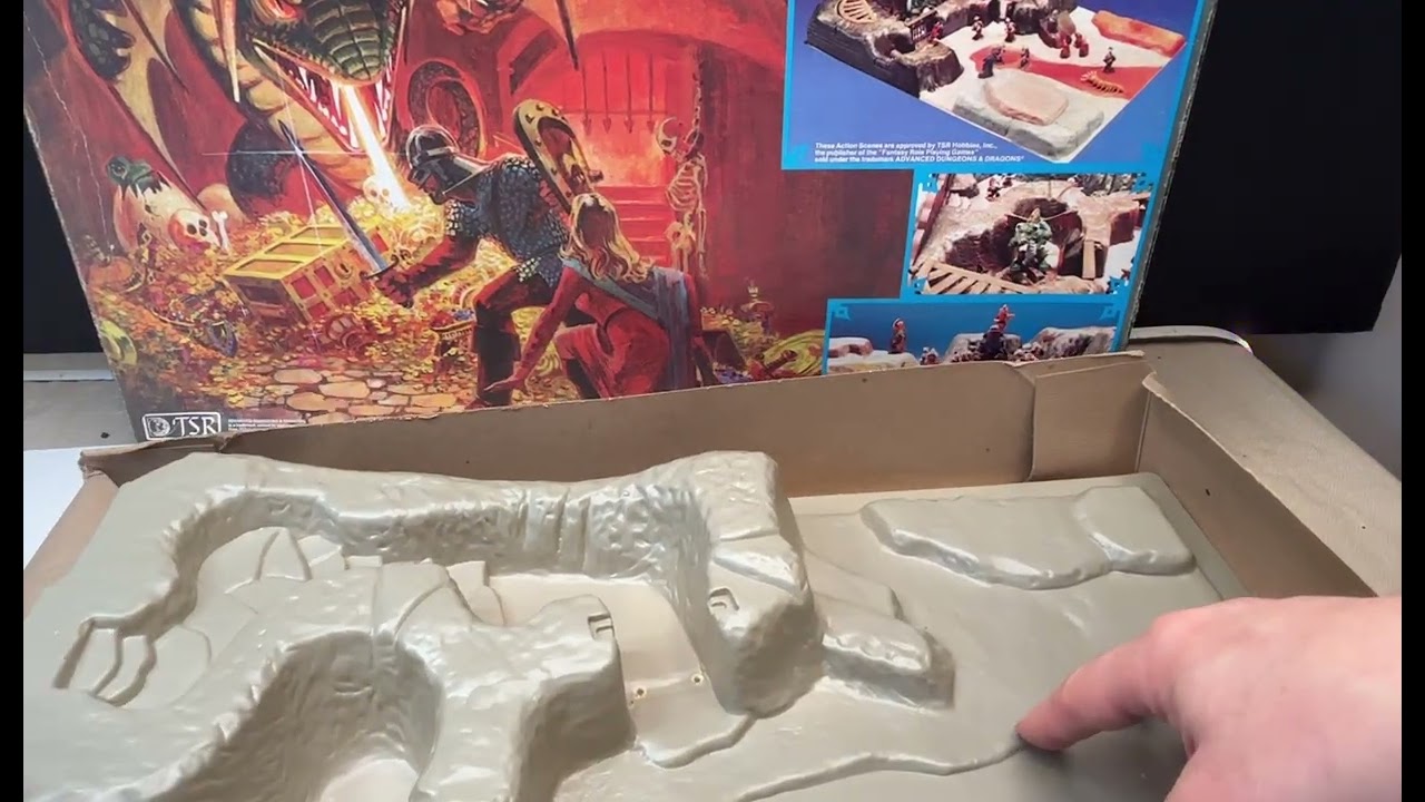  Advanced Dungeons and Dragons “Dungeon Invaders” action scene vintage model kit review 