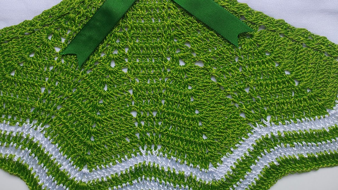 Saia de crochê, leques e pontos altos
