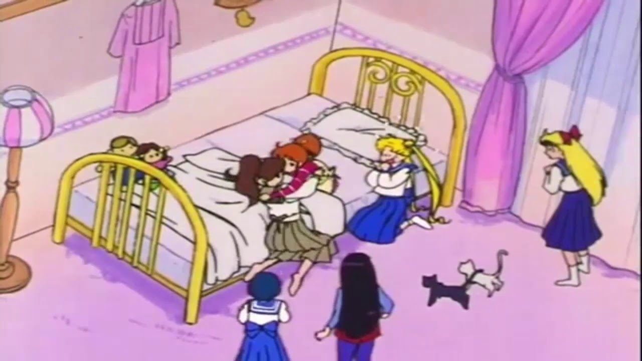 Sailor Moon Semi Yuri Kiss