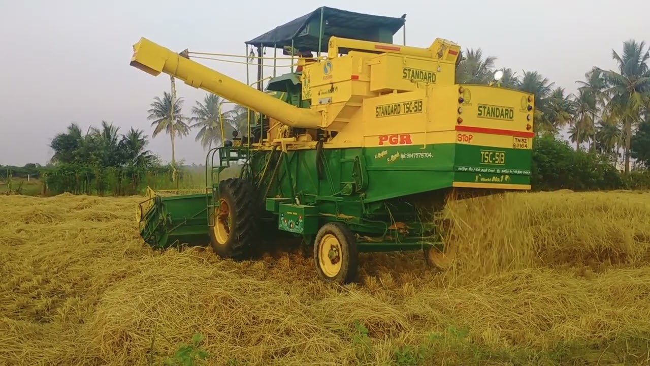 பெண்  விவசாயி 🌾🌾🌾🌾🌾🌾