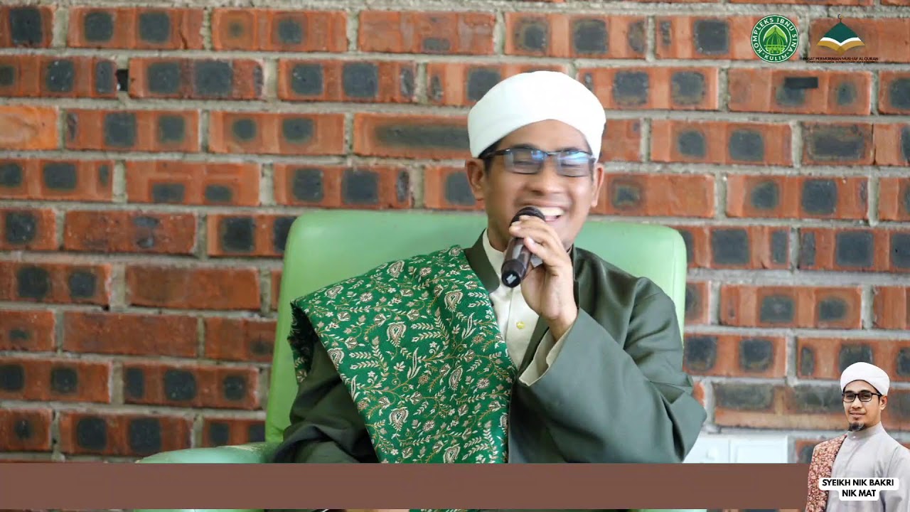 KULIAH DHUHA PERDANA BERSAMA SYEIKH NIK BAKRI NIK MAT