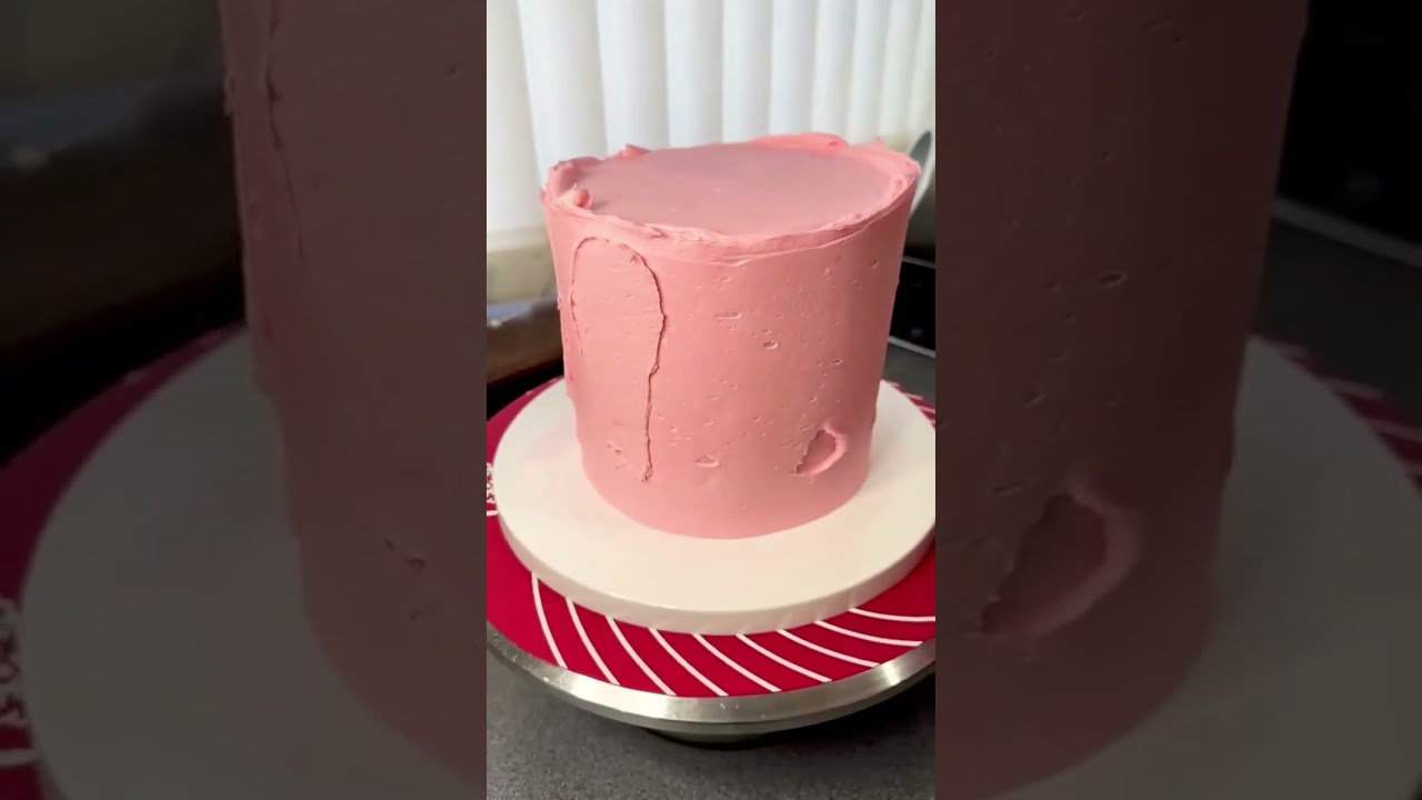 Happy Saturday! Watch as I make this Princess Jasmine cake  I love making kids