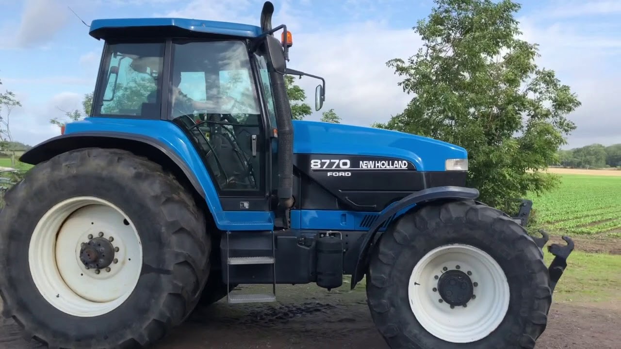 Traktor New Holland 8770 Nyservad