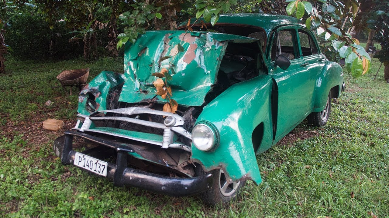Crashing a 1949 Chevy in Havana, Cuba