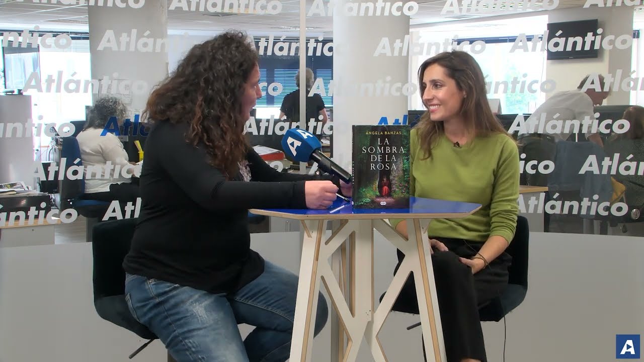&Aacute;ngela Banzas: &ldquo;Me gusta escribir y me focalizo en el thriller para poder vivir de esto&rdquo;