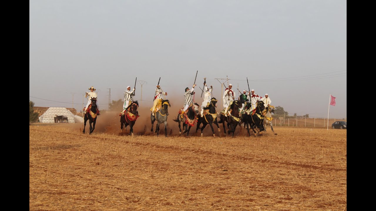 موسم الطوايط   لقاء روحي على أرض أيت بلقاسم  فرح و أحضان و دموع و بركة أجداد