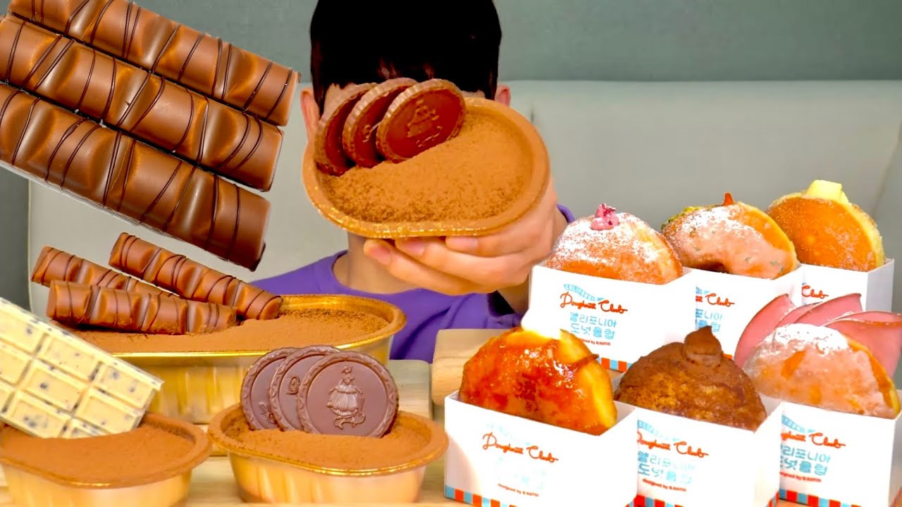 ASMR 초콜릿 🍫 티라미수와 캘리포니아 도넛 먹방~!! Chocolate Tiramisu With California Donuts 🍩 MuKBang~!!