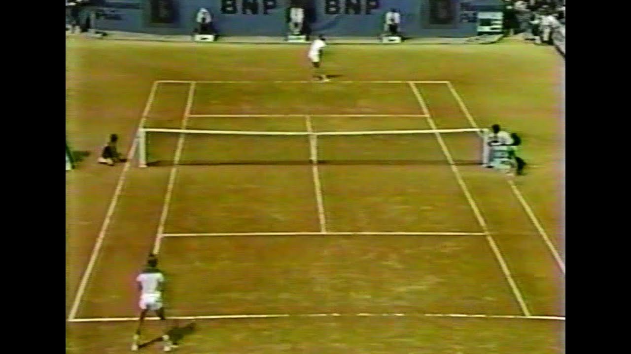 J.McEnroe vs Nyström (French Open 1985, QF)... 5th set, part 1