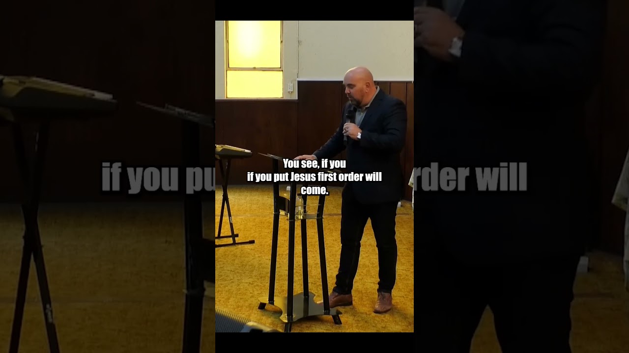 Поставьте Иисуса на первое место, и порядок восторжествует. 