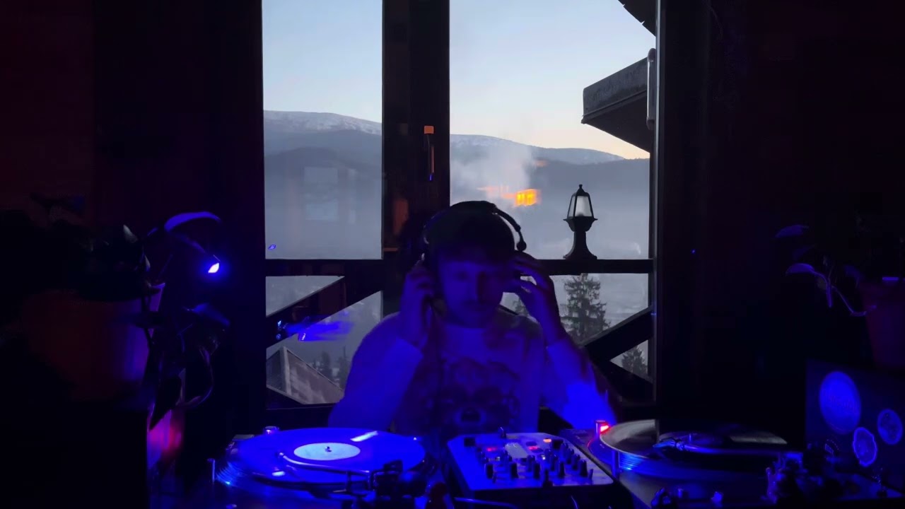 RasTaras Sunrise Vinyl only/yoga dj set  in the mountains/Budha bar