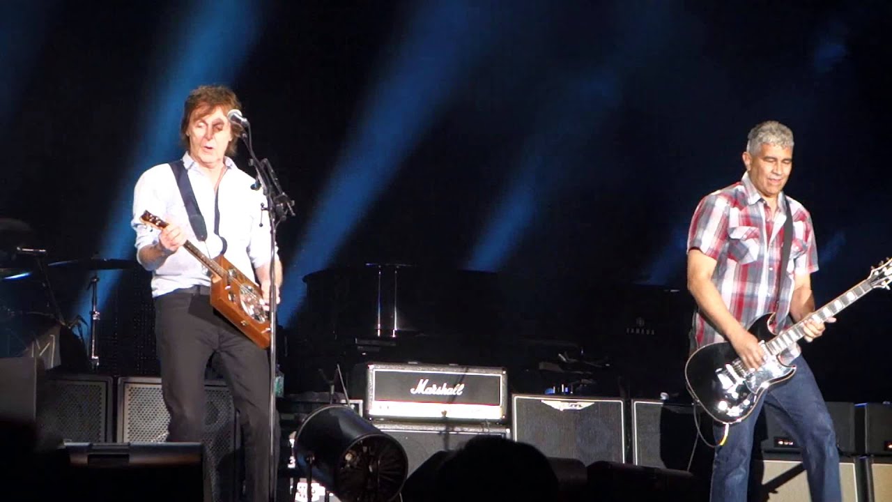 Surviving Members of Nirvana and Paul McCartney