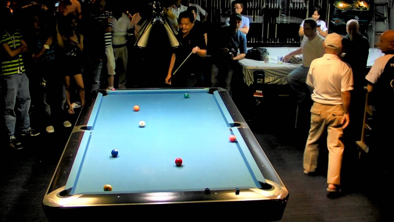 STEVE NEILS  PLAYING EFREN REYES AT HUSTLERS POOL BAR IN BANGKOK