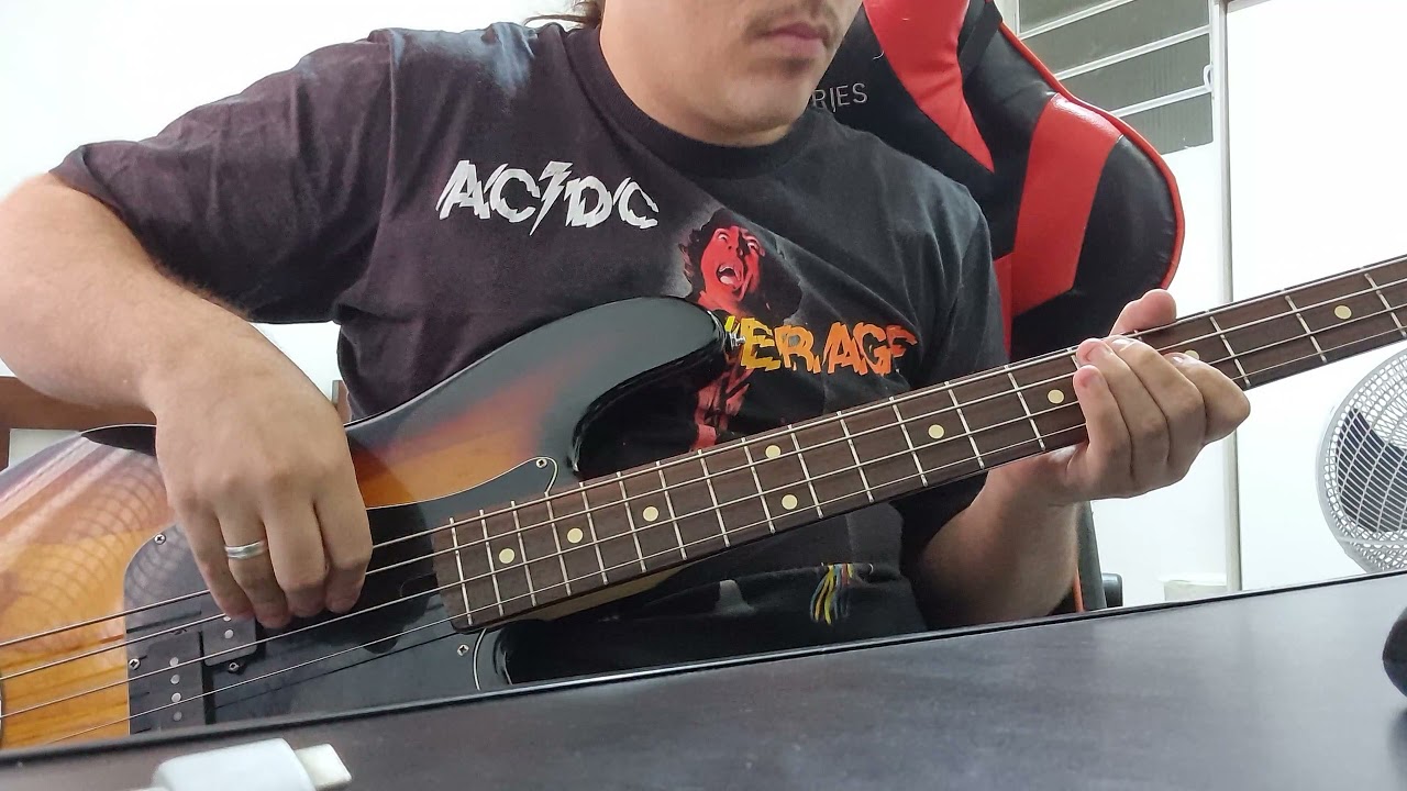 Black Sabbath - Junior's Eyes (Bass Cover)
