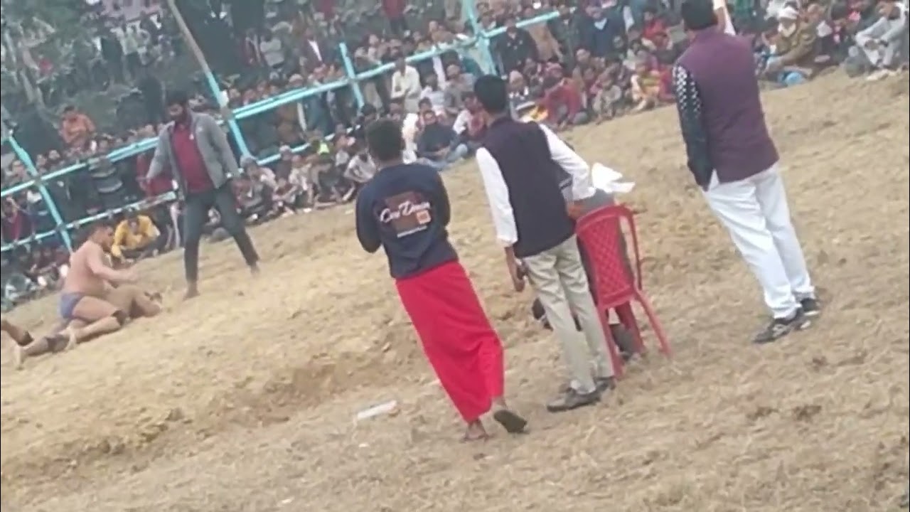 Thapa utraula me kushti #vloghk #utraula #balrampur  #dangal #kushti #pahalwanstatus #villagelife 