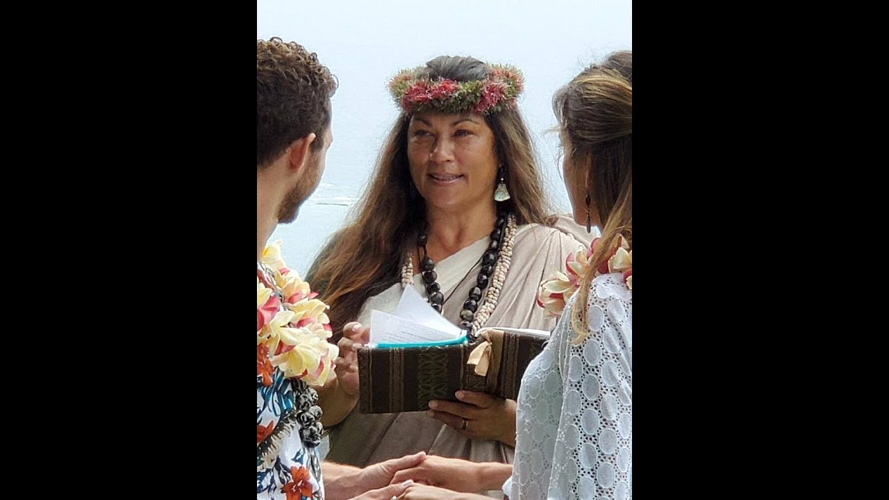 Royal Kona Wedding Hawaiian Wedding Officiant
