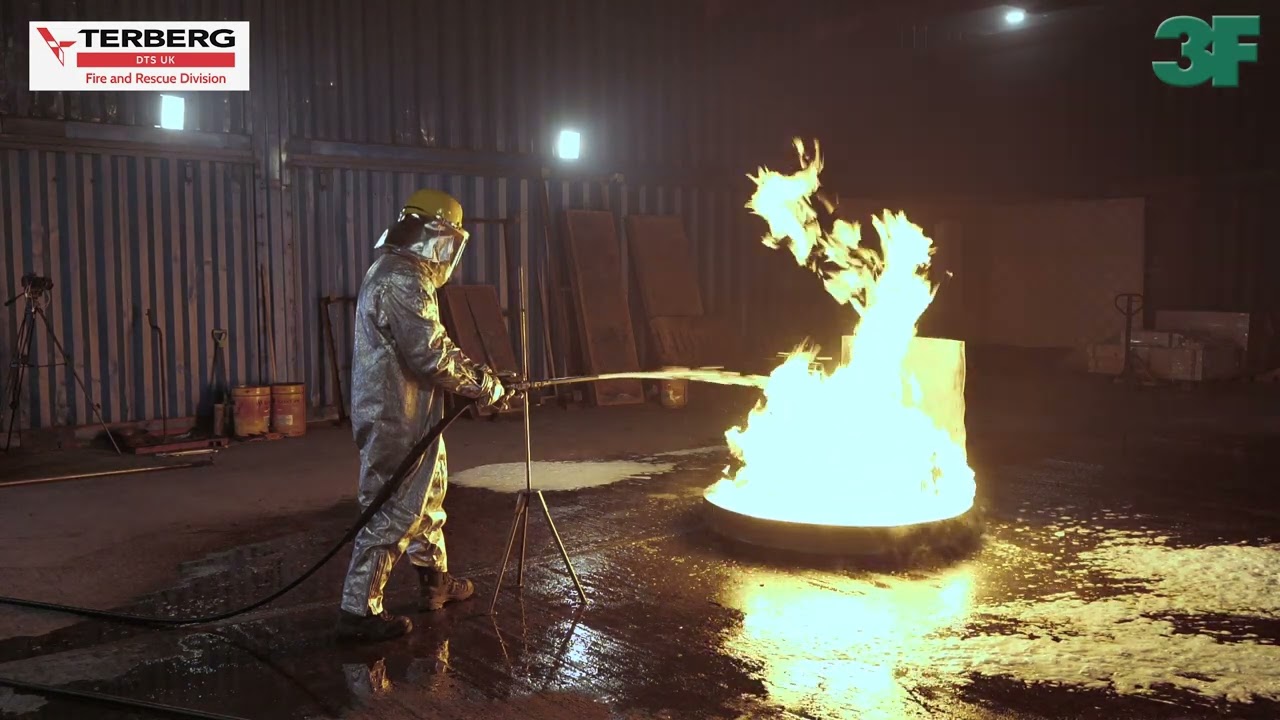 Fire Test Freegen SF-LV Fluorine Free Foam - EN1568-4 Polar Solvent Acetone