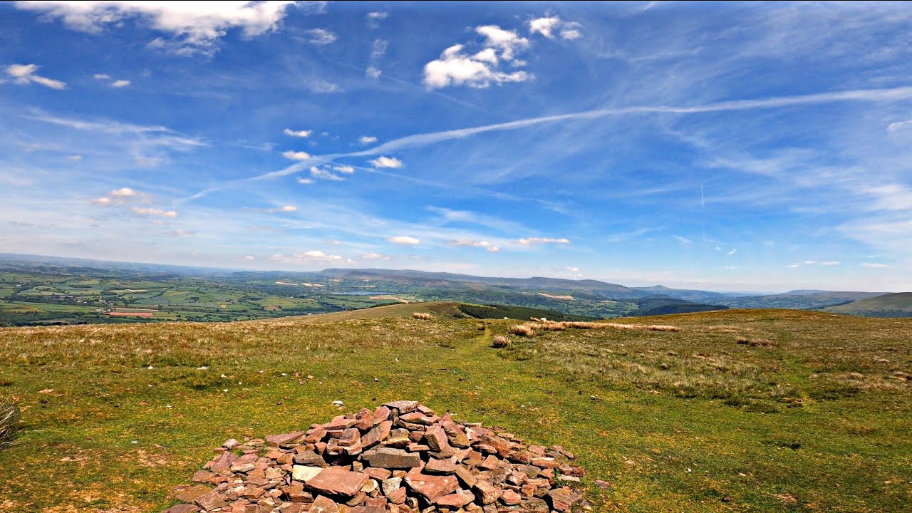 Talybont On Usk-Waun Rydd-Bryn Circular Hike