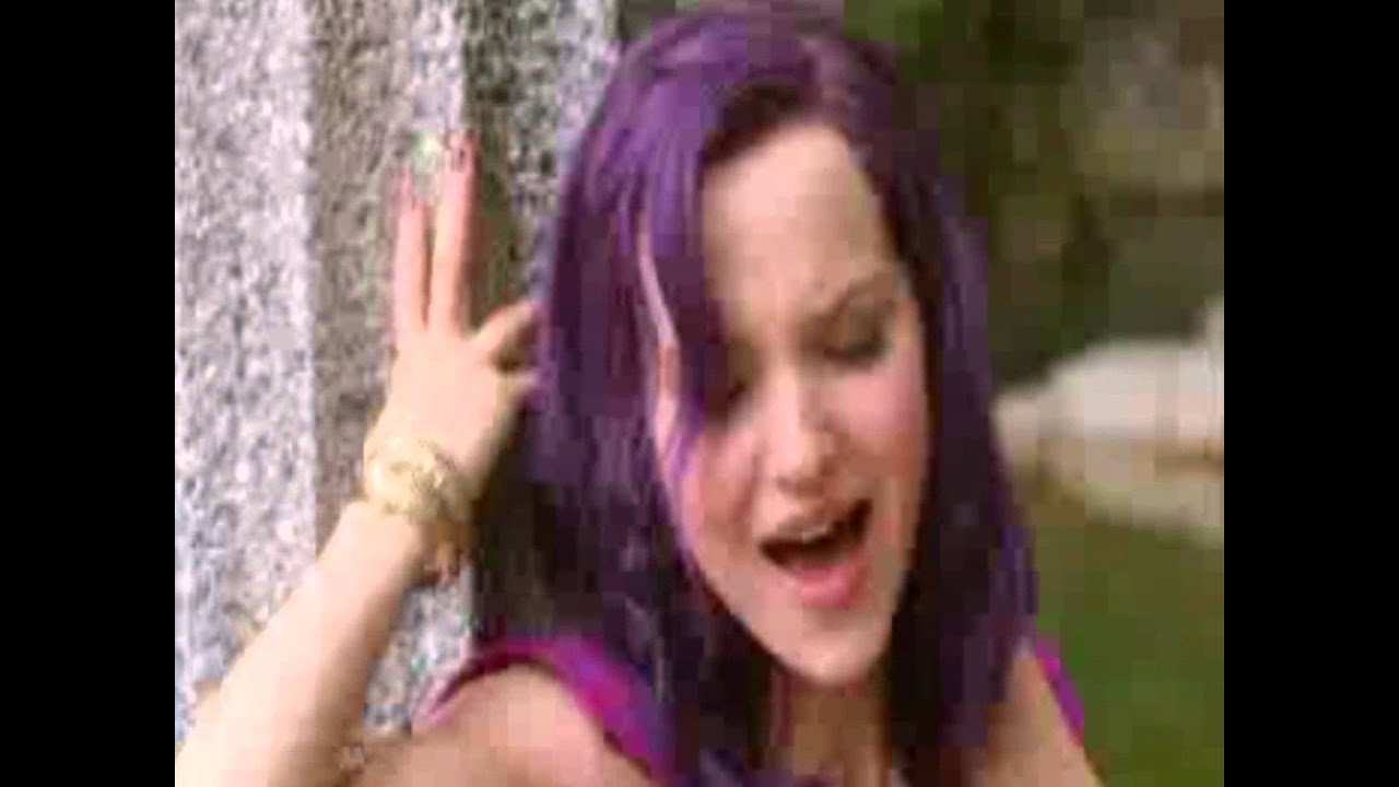 mal y ben love me like you do