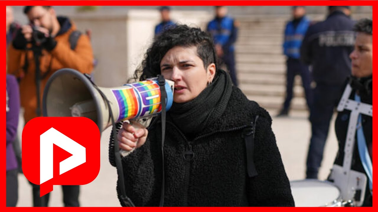 Xheni Karaj i p&euml;rgjigjet Met&euml;s: Dikur l&euml;piheshit p&euml;r foto me ne q&euml; t&euml; dukeshit progresiv&euml;