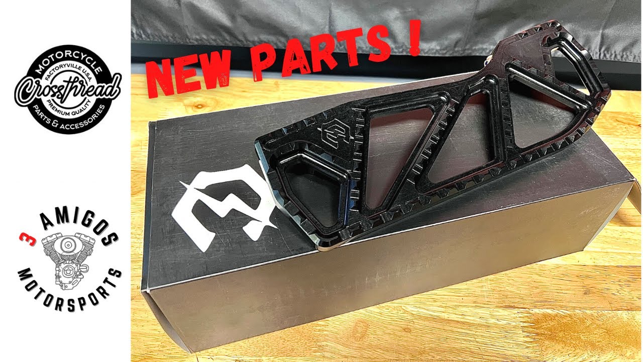 Crossthread Cycle's New Bagger Floorboards !