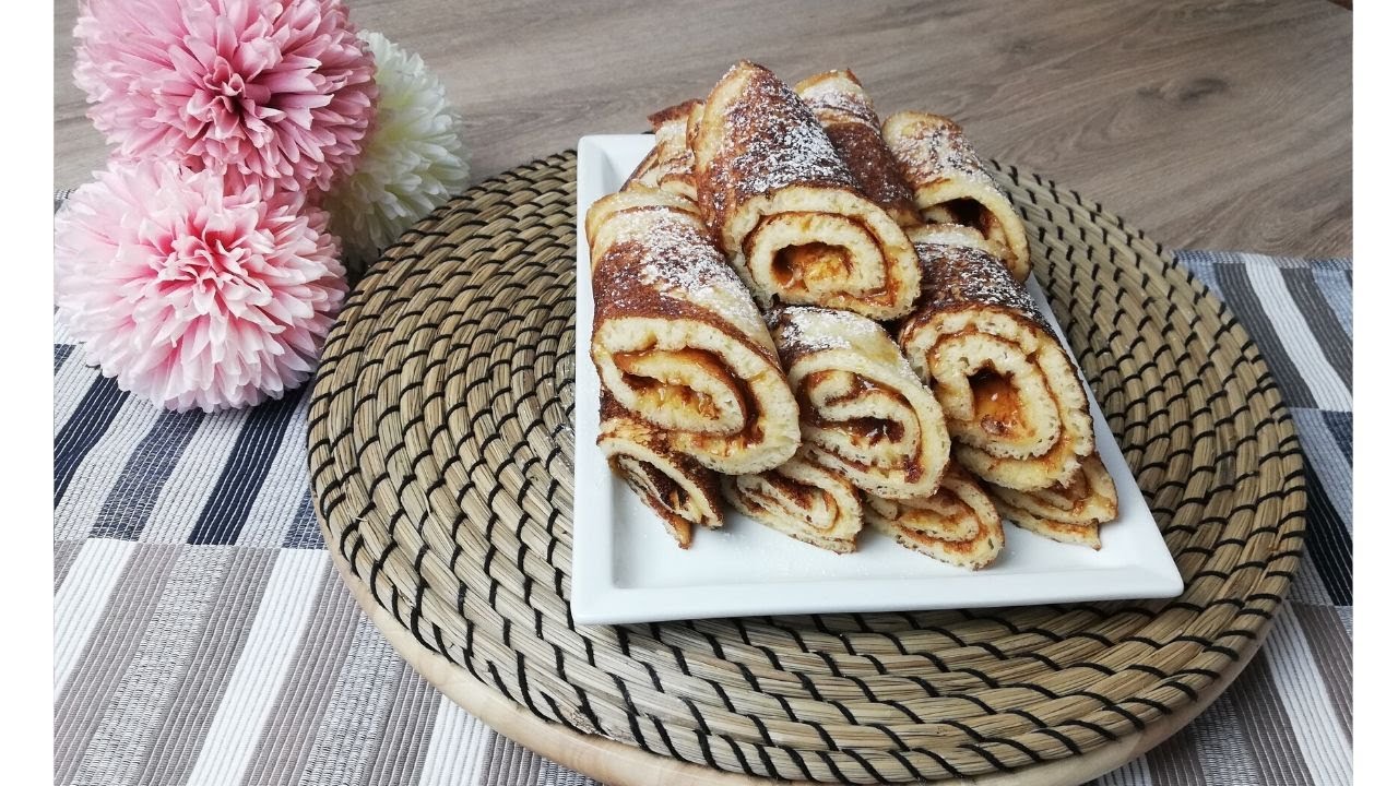 Clatite dospite cu gem de caise / Crepès lievitate con marmellata /Pancakes with apricot jam