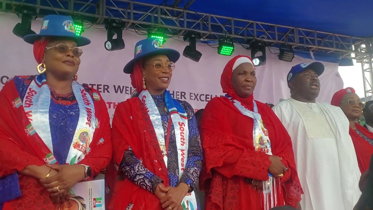 TINUBU TOUCH BEARER IBADAN LAUCHING LIBERTY STADIUM
