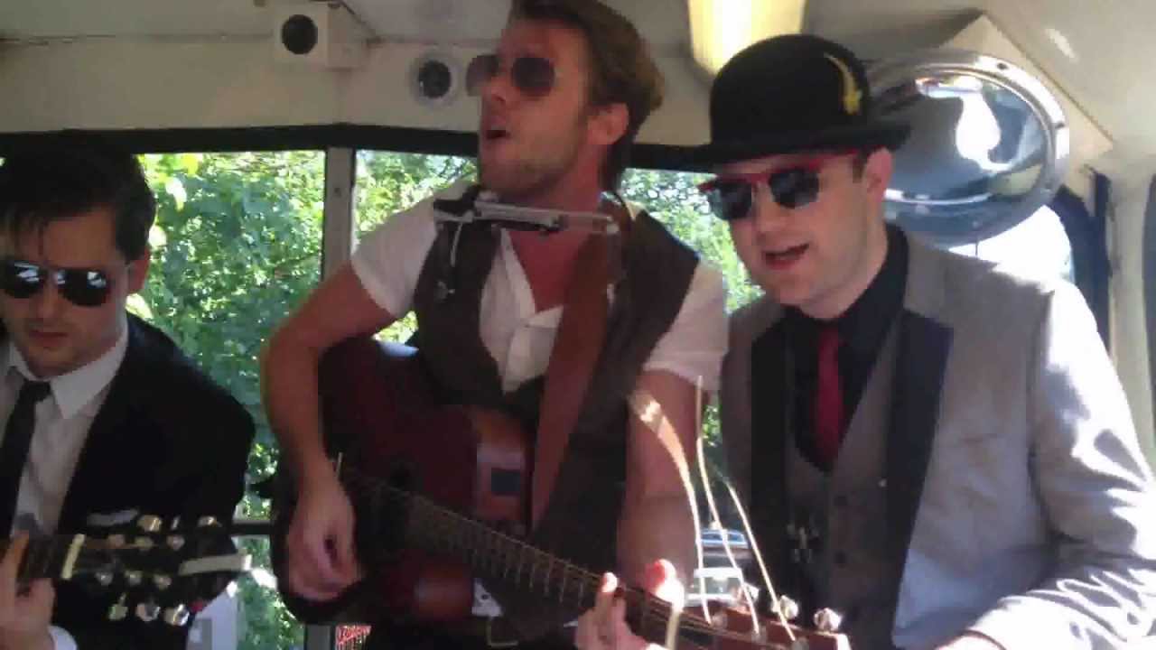 Busker's Bus - TRAMLINES FESTIVAL 2012 - Famous Villains
