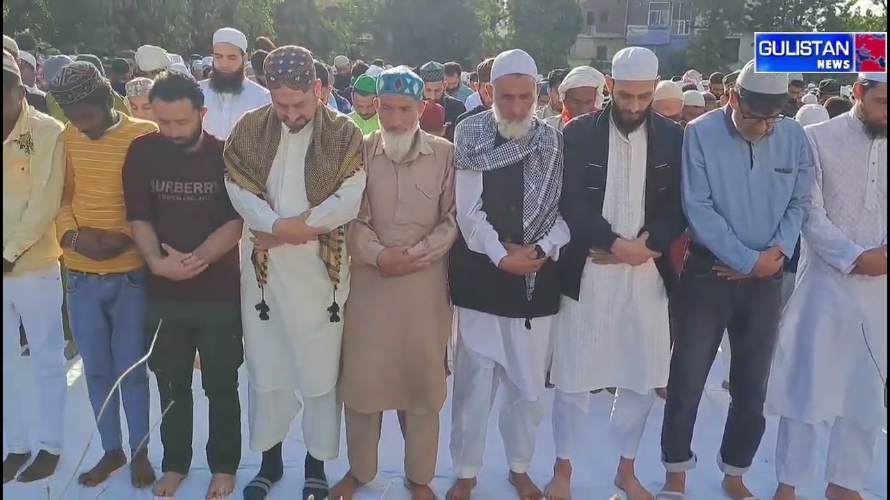 Eid festivities on Residency Road in Jammu draw crowds for prayers at the Eidgah.