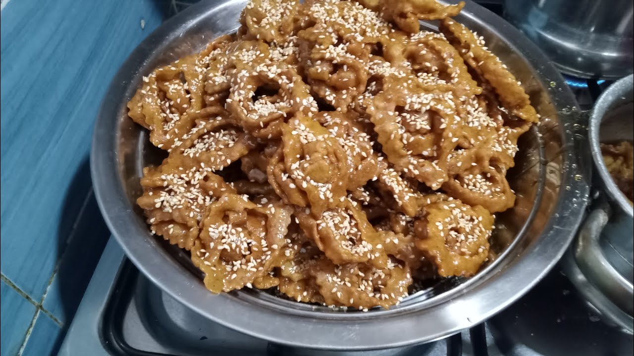 عمل الشباكيه (المخرقه) المغربيه في رمضان.
