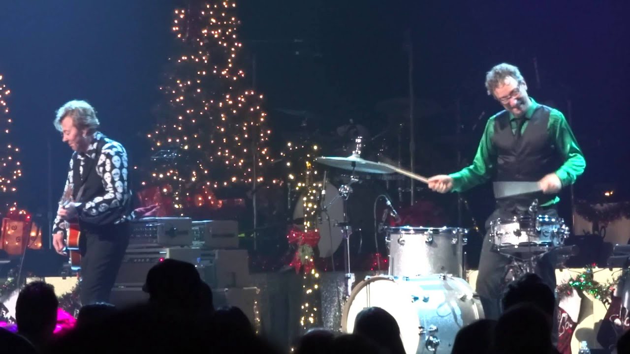 Fish Net Stockings Brian Setzer Christmas Extravaganza Nokia Theater LA 12/21/14