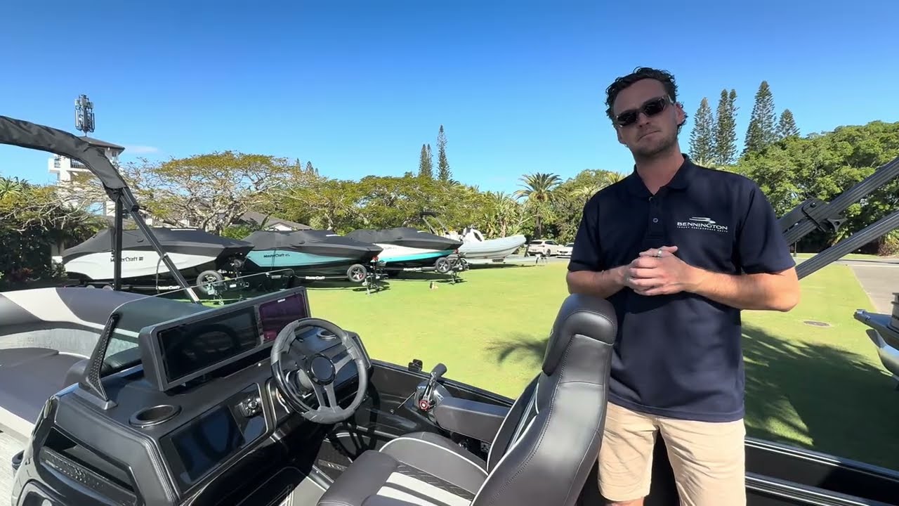2025 Bennington 24M Walkthrough | Luxury Pontoon Boat Review