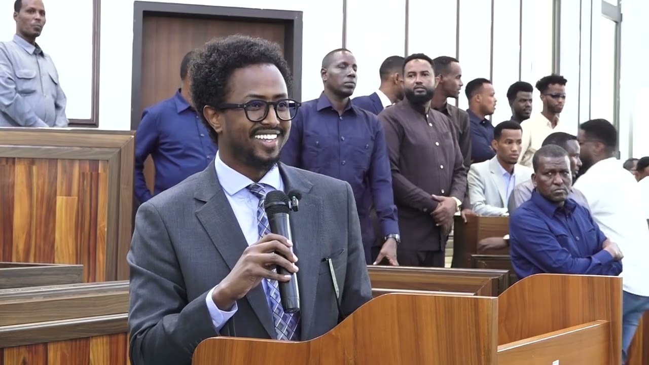 “Labada Aqal waxaa laga rabaa inay waajibkooda ka gutaan Dastuurka