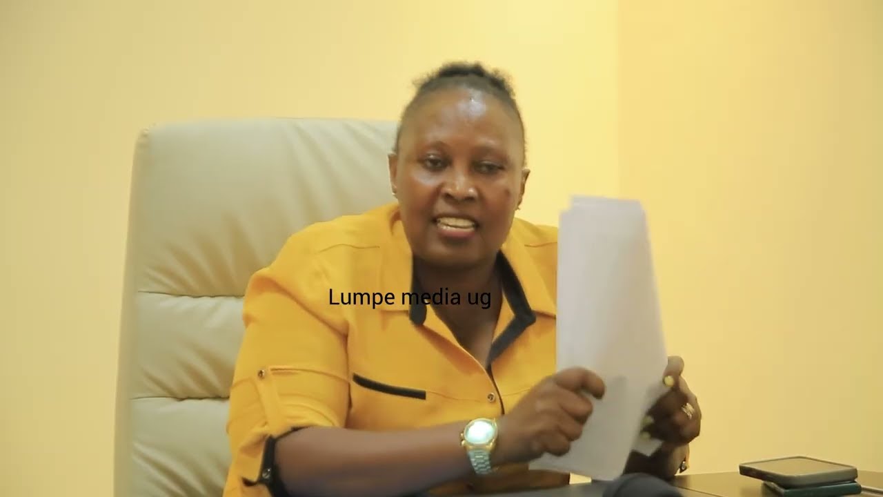 Pastor Jeremiah abanene mu Government Bagala ku mubbako Etaaka lya Church. 