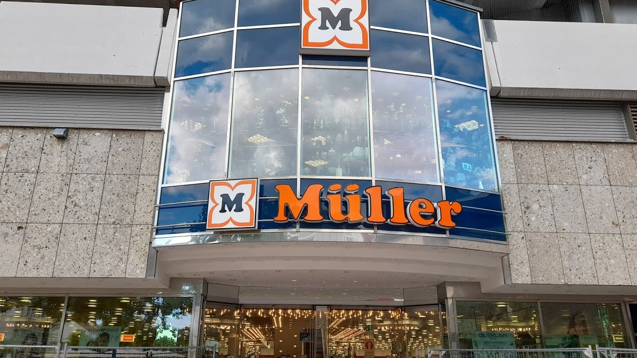 Cremes und Parfums aus dem Müller Store  / أهم مستحضرات البشرة وعطورات الماركة من محل müller