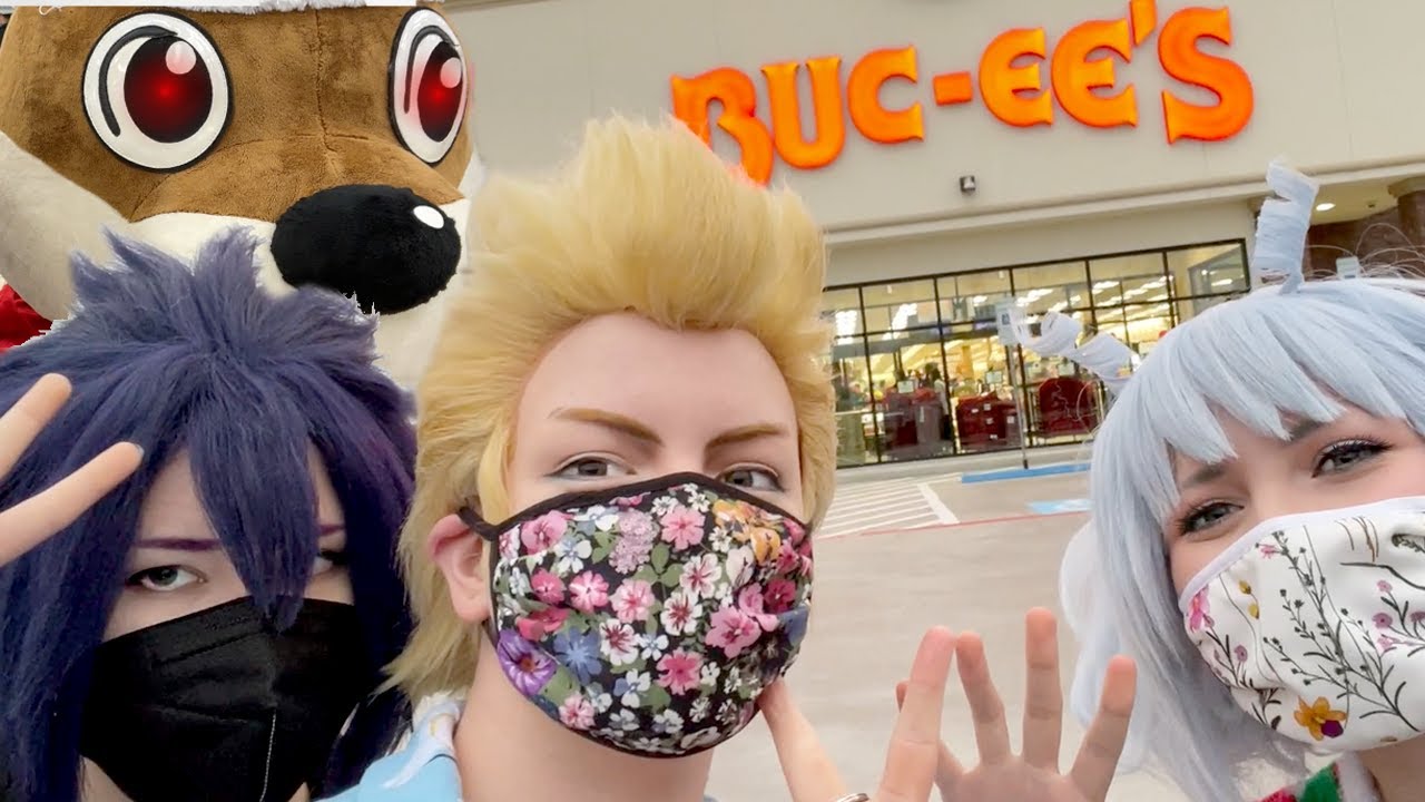 THE BIG 3 GO TO BUCEE’S| Cosplay OUTING Travel Vlog | My Hero Academia Cosplay
